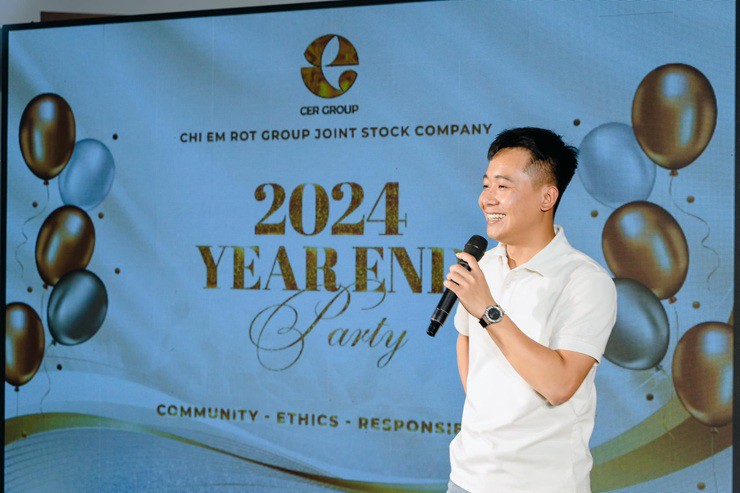 Quang Linh có liên quan đến một loạt doanh nghiệp hoạt động trong những lĩnh vực khác nhau